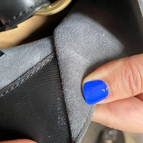 Louis Vuitton Cluny Vintage - Picture 11 of 11